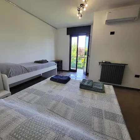 Casa de hóspedes Ghiaia Locazione Turistica Castel d'Azzano